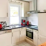 Casa de Férias Gemuetliche Doppelhaushaelfte In Lubmin