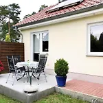 Casa de Férias Gemuetliche Doppelhaushaelfte In Lubmin