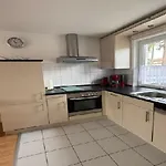 Casa de Férias Gemuetliche Doppelhaushaelfte In Lubmin *