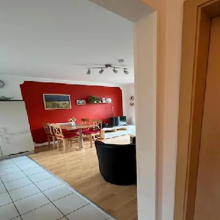 Casa de Férias Gemuetliche Doppelhaushaelfte In Lubmin