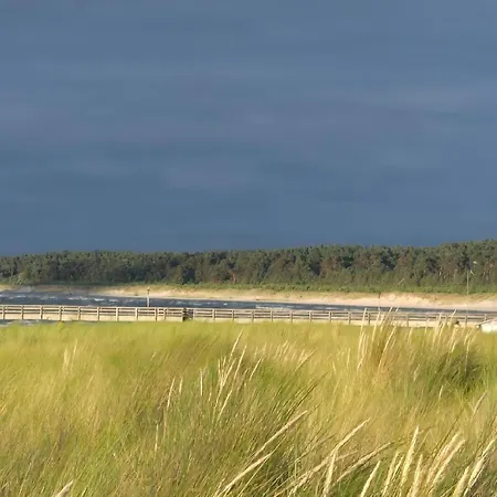 Gemuetliche Doppelhaushaelfte In *