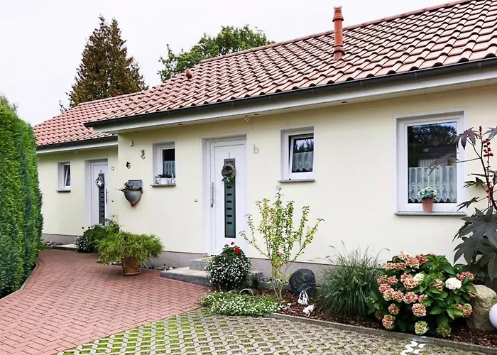 Vakantiehuis Semi-detached house Lubmin - DOS09100b-L *